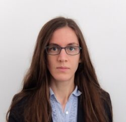 Profile picture in black and white of Claudia Tait