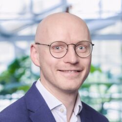 Profile picture in black and white of Paul McGonigal